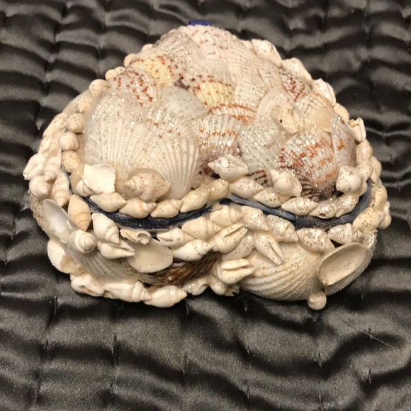 SeaShell Trinket Box - Picture 6 of 8